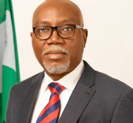 Tenure Elongation Bid: Aiyedatiwa Lobbies NASS, Engages SANs Over 2028 Eligibility