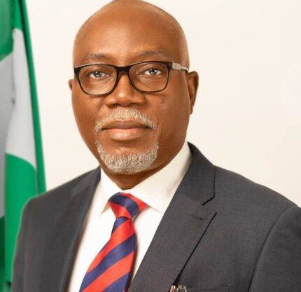 Tenure Elongation Bid: Aiyedatiwa Lobbies NASS, Engages SANs Over 2028 Eligibility