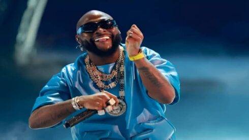 Davido Secures Groundbreaking 25 Billion Naira Sta-ke Deal with Drake: Africa’s Biggest Brand Ambassadorial Win Yet