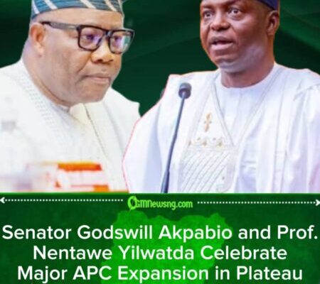 Senator Godswill Akpabio and Prof. Nentawe Yilwatda Welcome Political Defectors to APC