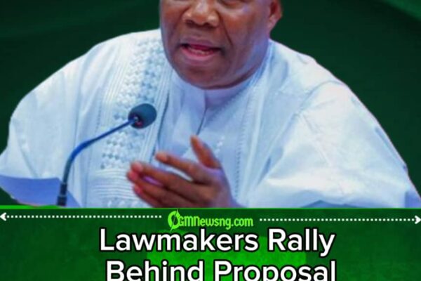 Akpabio Pushes for Improved Welfare in Education Sector