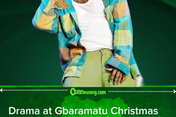 Timaya Stumbles on Stage While Lifting Plus-Sized Fan at Gbaramatu Christmas Carnival
