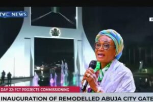 First Lady Oluremi Tinubu Unveils Abuja City Gate as Nigerians Ask if Beautification Matches Daily Realities