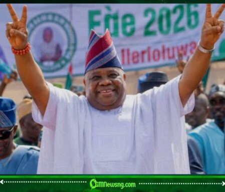 Osun Council Power Drama: Policeman Injured as “Accidental” Canister Discharge Turns Ede Secretariat Into Sudden Theatre of Chaos